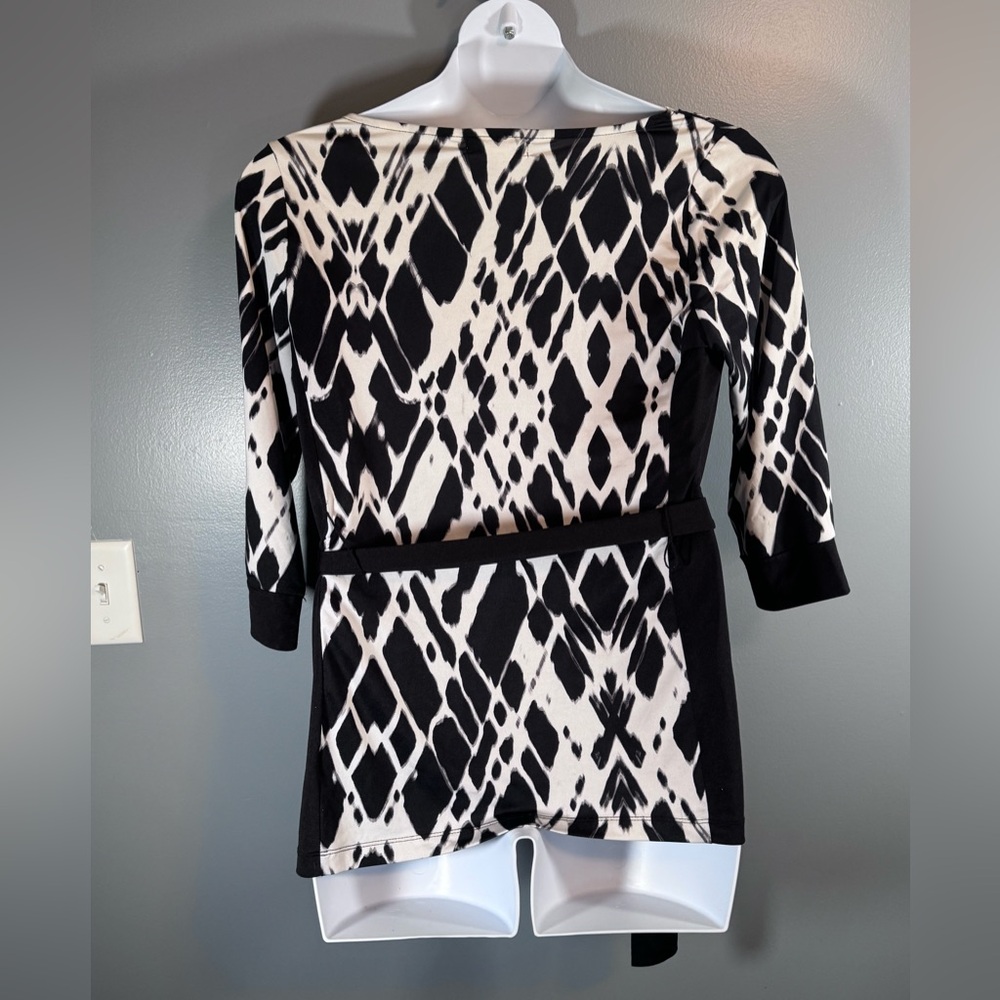 Liz Claiborne Petite Ikat Black White Belted Tunic PL Stretch Geometric Blouse - Picture 5 of 10
